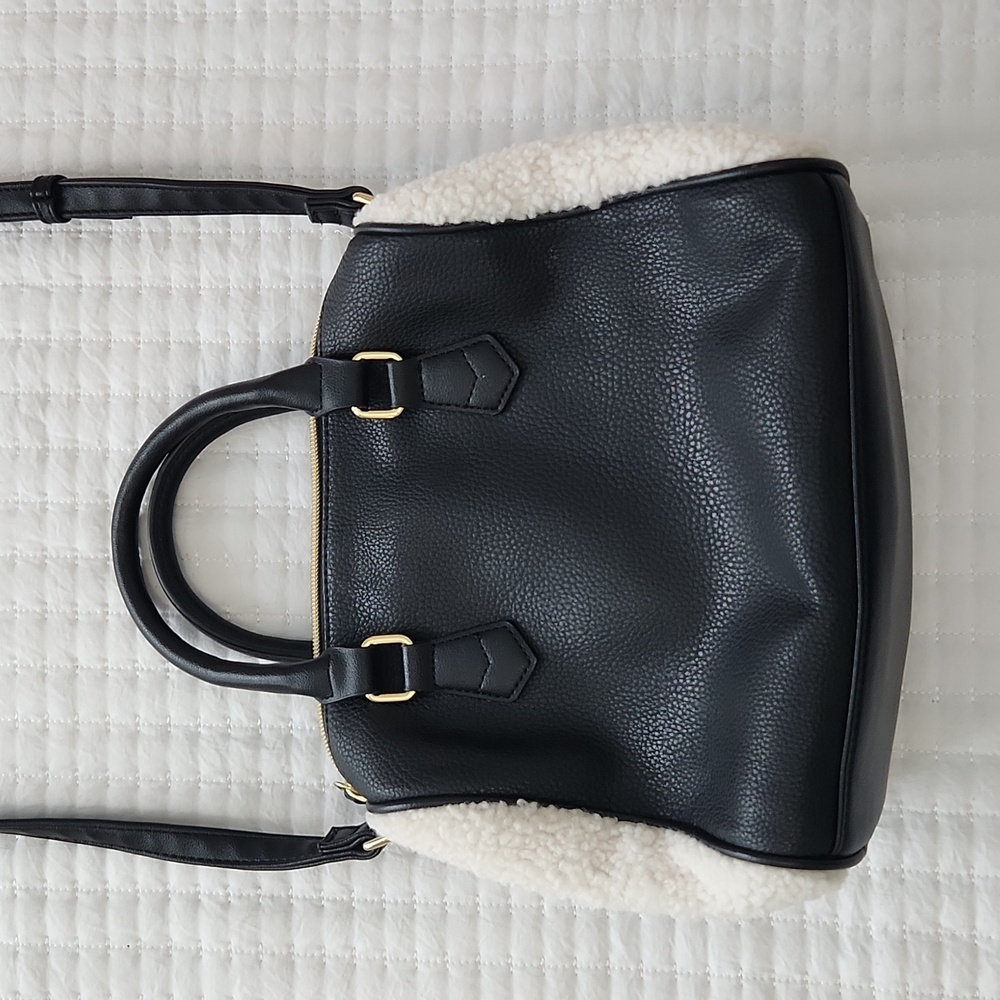 Juicy Couture Handbag NWOT - Picture 2 of 8
